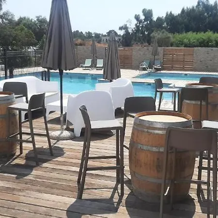 Apartment T2 En Corse Dans Avec Piscines Proche De Porto Vecchio