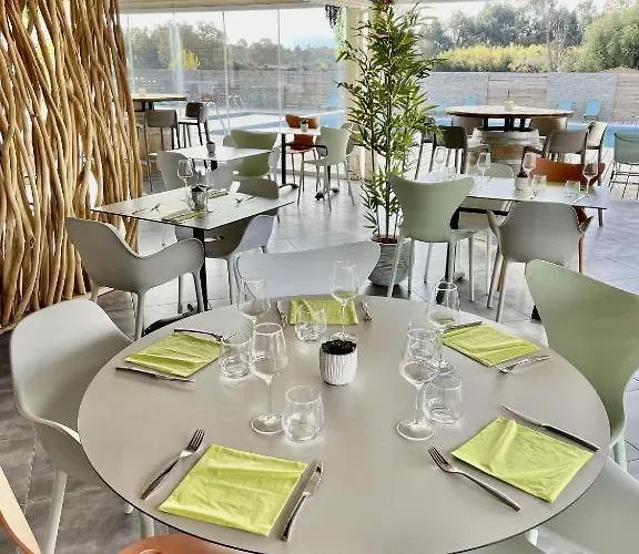 T2 En Corse Dans Avec Piscines Proche De Porto Vecchio Apartmán Lecci